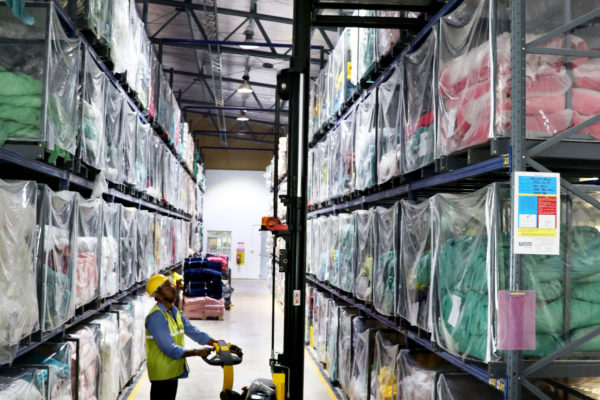 http://atlas.in/wp-content/uploads/2018/11/FABRIC-RACK-SYSTEM-600x400.jpg
